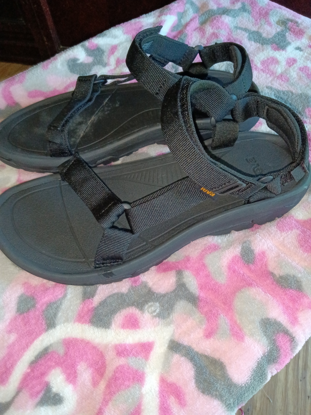 Teva Black Women's Hurricane XLT2 Outdoor Sandals - Picture 4 of 9